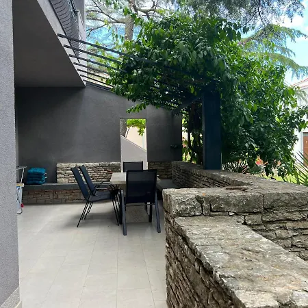 Appartamento Flowers Medulin, Fucane 2 Medolino