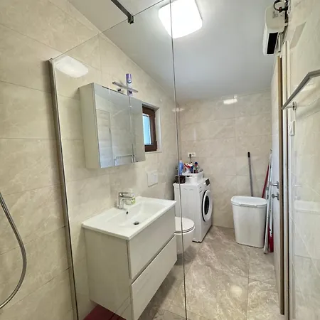 Flowers Medulin, Fucane 2 Appartamento *