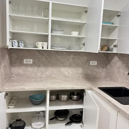 Flowers Medulin, Fucane 2 Medolino